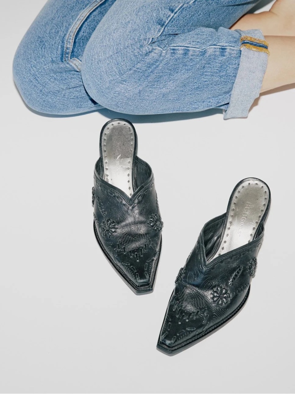 NWT BCBGirls Vintage Daisy Mules!